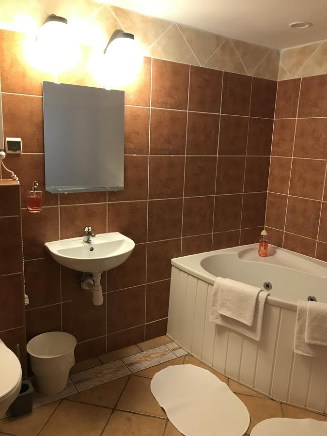 Hotel Villa Rezydent Wroclaw Bagian luar foto