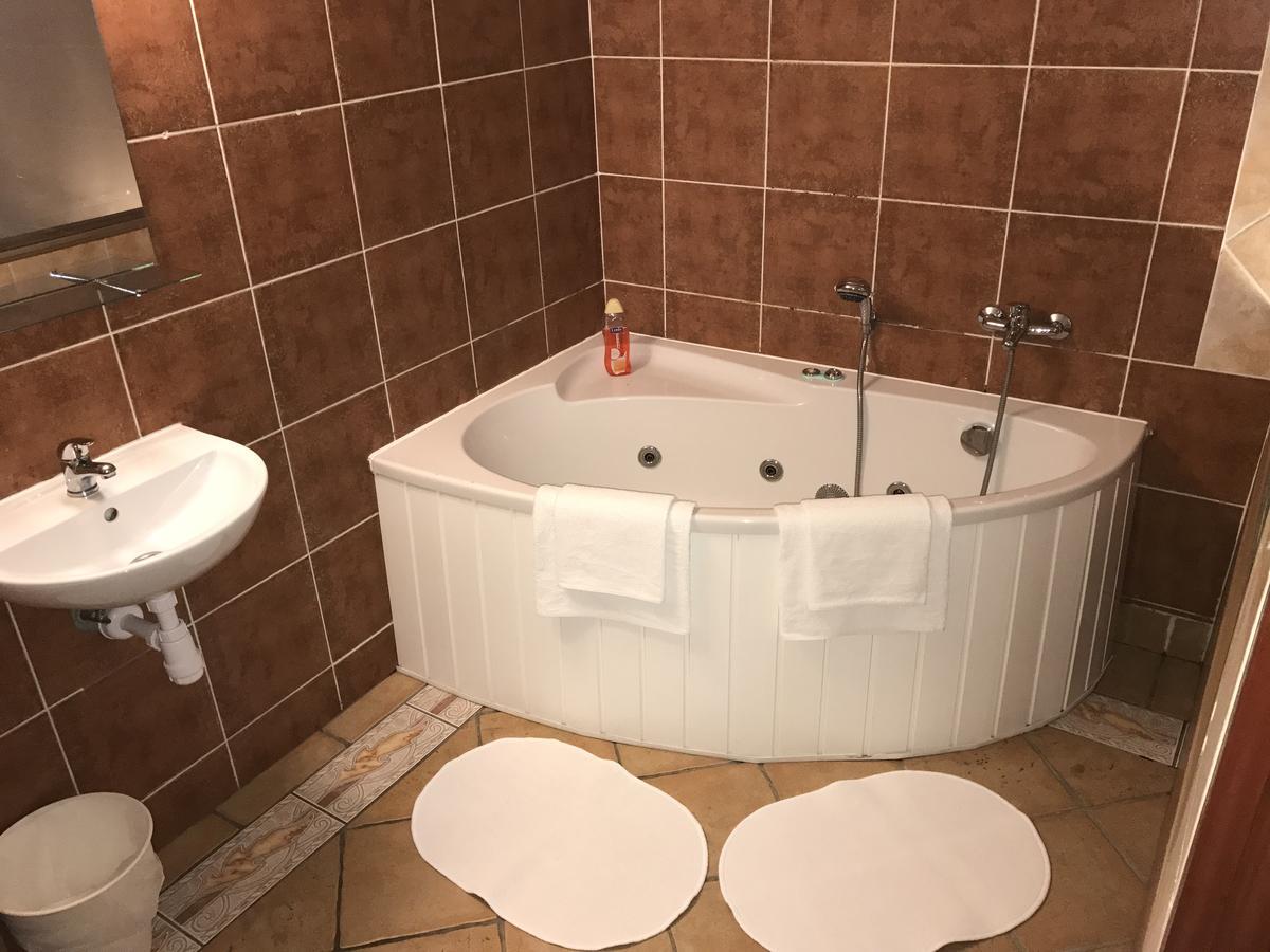 Hotel Villa Rezydent Wroclaw Bagian luar foto